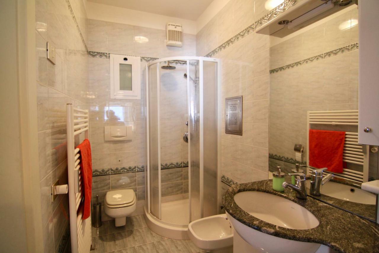 Casa Roccia Apartment Pino Lago Maggiore Екстериор снимка